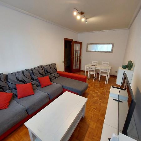 Ferienwohnung Piso Sencillo Y Acogedor Con Parking Gratuito Baranain Exterior foto