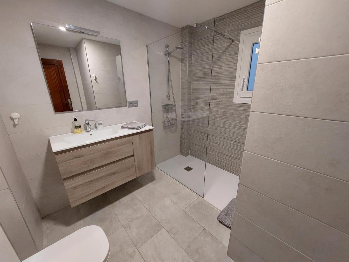 Ferienwohnung Piso Sencillo Y Acogedor Con Parking Gratuito Baranain Exterior foto