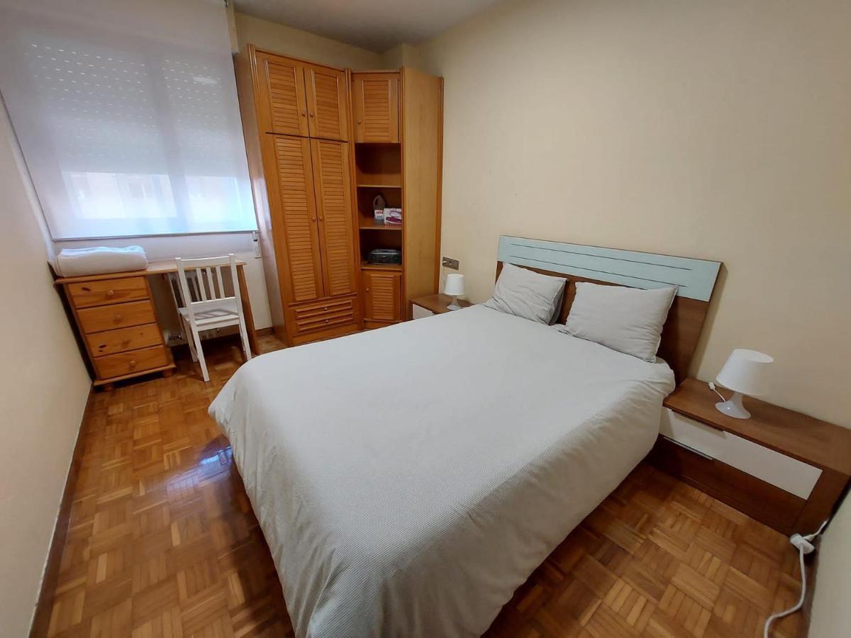 Ferienwohnung Piso Sencillo Y Acogedor Con Parking Gratuito Baranain Exterior foto